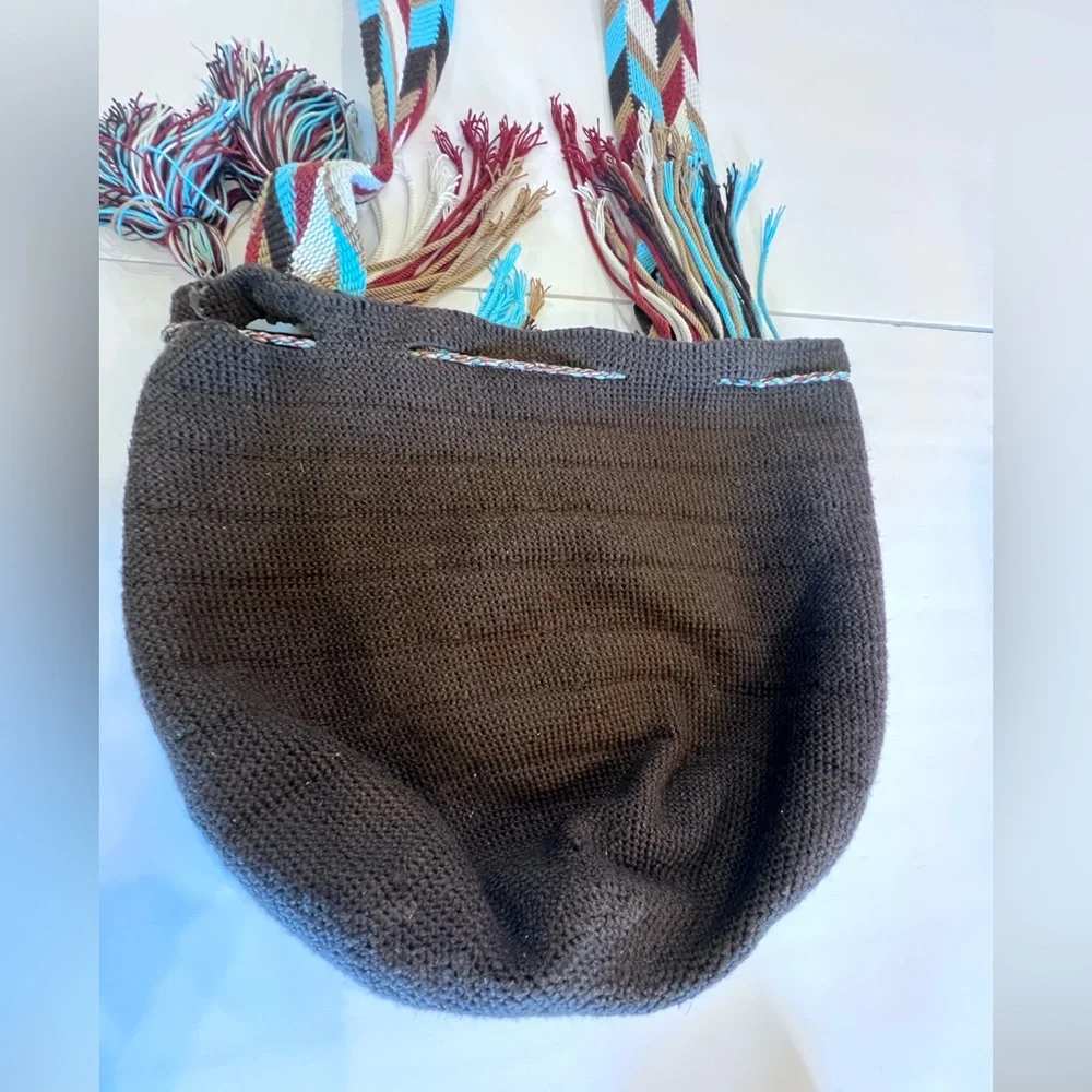 WÜITÜSÜ Handmade Wayuu Mochila Bag